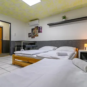 Seven Hostel Prága